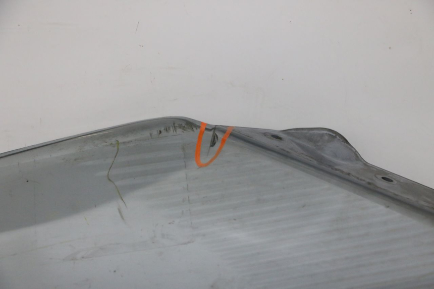 photo de WINDSCHUTZSCHEIBE YAMAHA X-MAX XMAX ABS 250 (2010 - 2014) - Hochauflösende Nahaufnahme