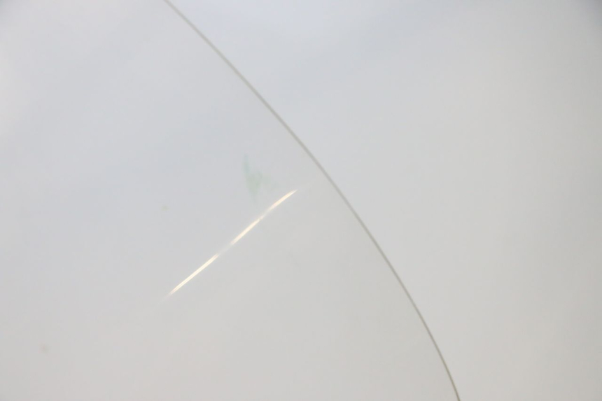photo de WINDSCHUTZSCHEIBE YAMAHA YP MAJESTY 125 (1998 - 2001) - Oberflächenzustand und Material