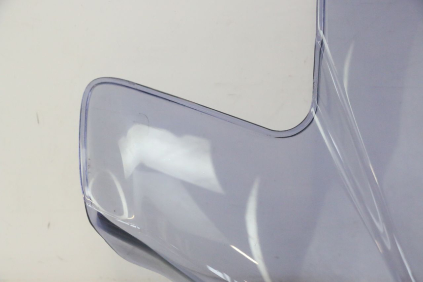 photo de WINDSCHUTZSCHEIBE YAMAHA YP MAJESTY 125 (2002 - 2006) - Details der Befestigungspunkte