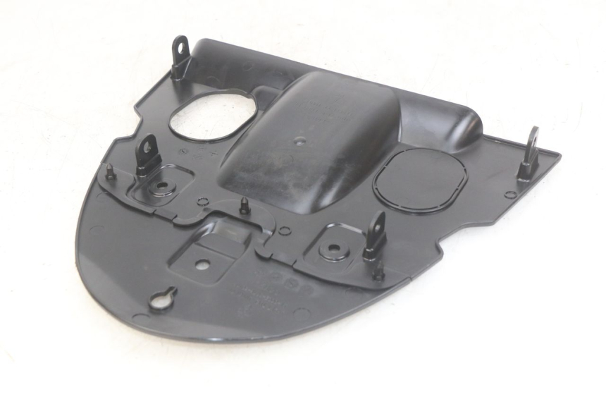 photo de HINTERER RADABDECKUNG KYMCO AGILITY 16+ 4T 50 (2018 - 2023) - Zoom auf Gebrauchszustand