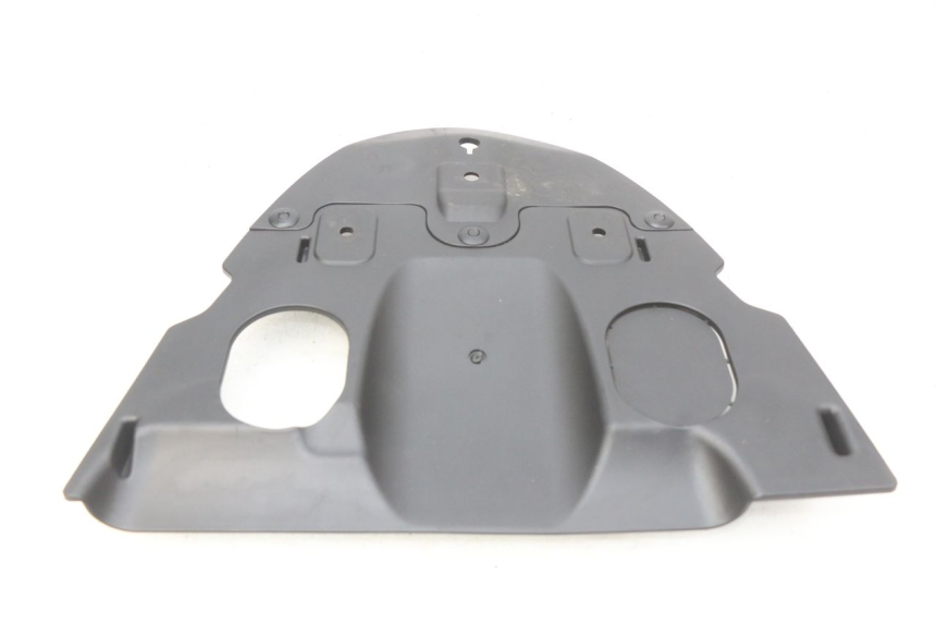 photo de HINTERER RADABDECKUNG KYMCO AGILITY CITY 2T 50 (2008 - 2016) - Zoom auf Gebrauchszustand