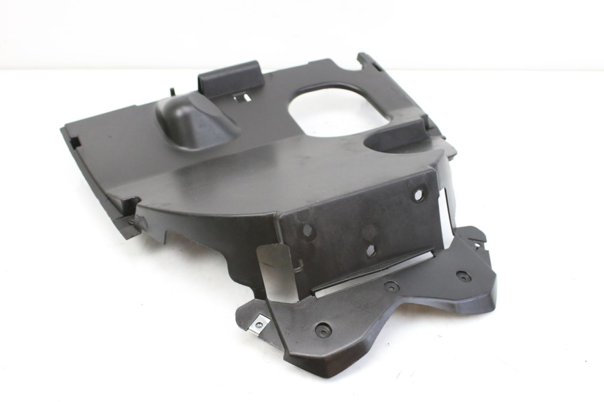 photo de HINTERER RADABDECKUNG KYMCO AGILITY NAKED RENOUVO 4T 50 (2018 - 2020) - Hauptansicht