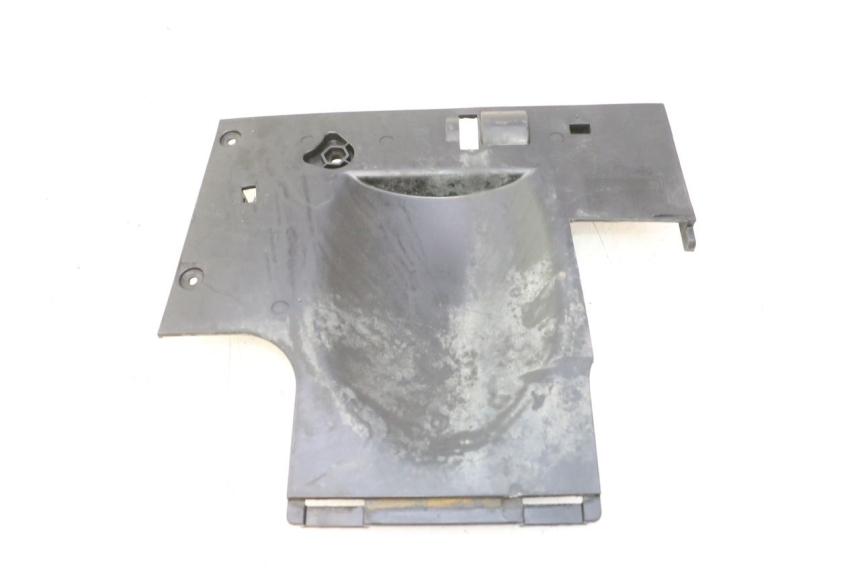 photo de RADHAUS HINTEN JM MOTORS F45i 4T 50 (2020 - 2023) - Zoom auf Gebrauchszustand