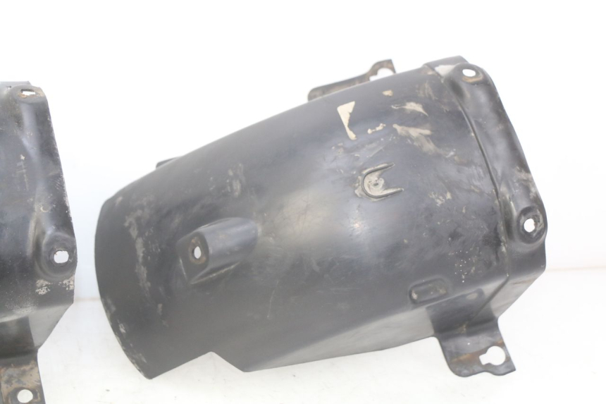 photo de HINTERER RADABDECKUNG SUZUKI GSX-F GSX  F 1100 (1988 - 1994) - Gesamtansicht des Produkts