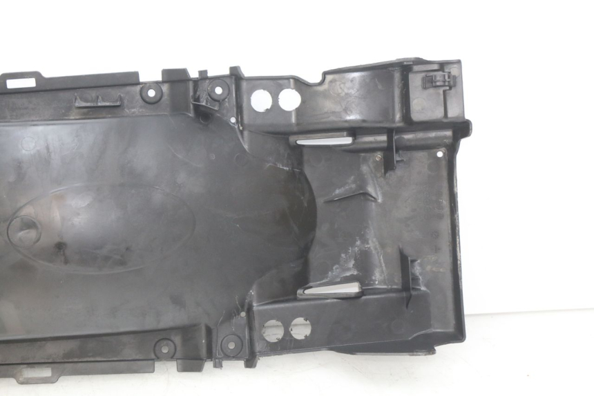 photo de HINTERER RADABDECKUNG HONDA INTEGRA NC D 750 (2016 - 2018) - Details der Befestigungspunkte