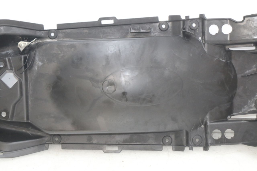 photo de HINTERER RADABDECKUNG HONDA INTEGRA NC D 750 (2016 - 2018) - Oberflächenzustand und Material