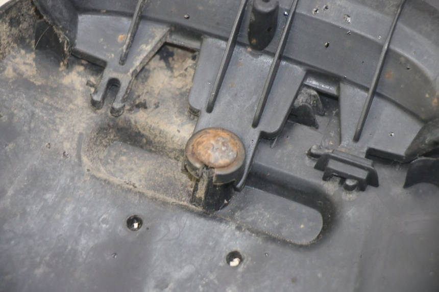 photo de HINTERER RADABDECKUNG PEUGEOT KISBEE 4T 50 (2010 - 2017) - Detailansicht des Bauteils