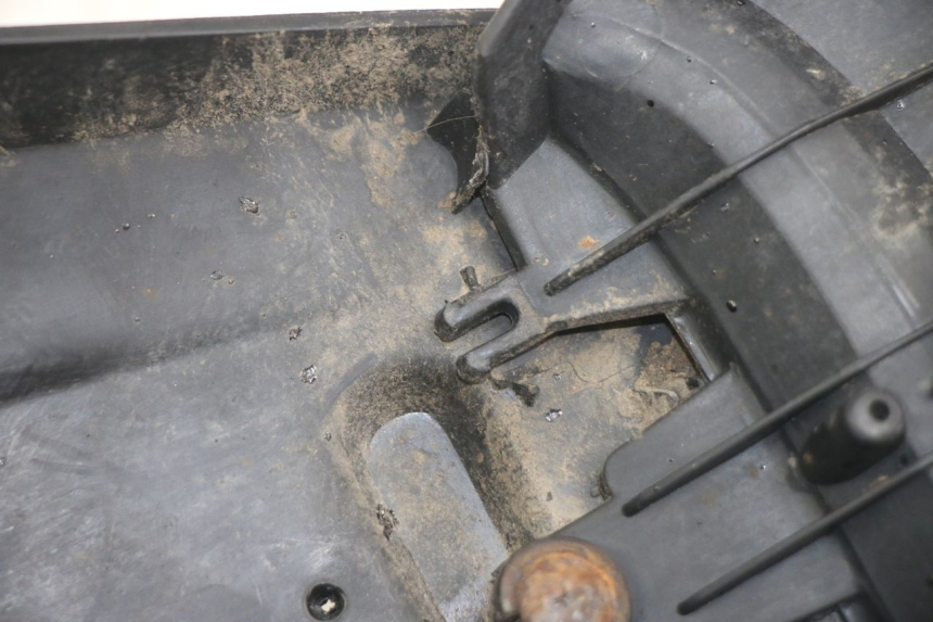 photo de HINTERER RADABDECKUNG PEUGEOT KISBEE 4T 50 (2010 - 2017) - Alternative Perspektive