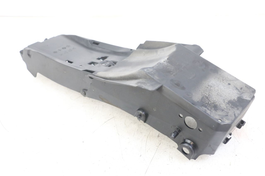 photo de HINTERER RADABDECKUNG YAMAHA MT-07 MT07 ABS 700 (2014 - 2017) - Details der Befestigungspunkte