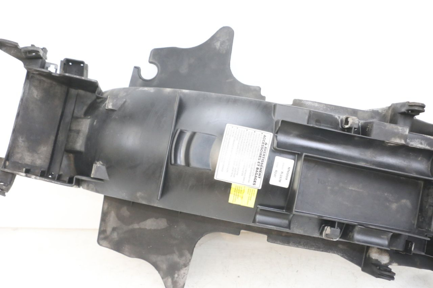 photo de HINTERER RADABDECKUNGSSCHUTZ HONDA NTV DEAUVILLE 650 (1998 - 2001) - Charakteristische Merkmale