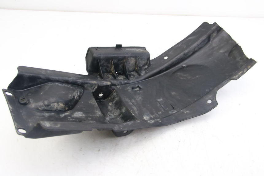 photo de HINTERER RADABDECKUNG HYOSUNG RT KARION 125 (2003 - 2007) - Details der Befestigungspunkte