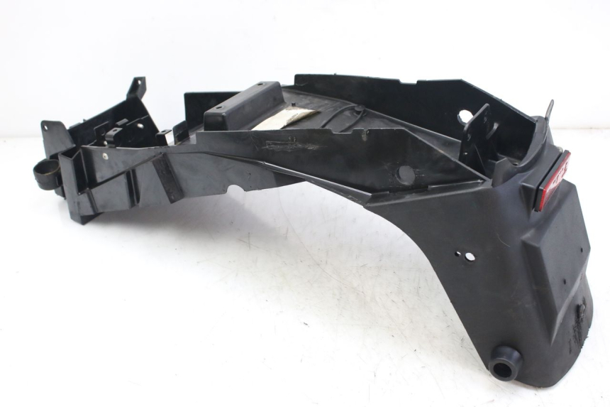 photo de HINTERER RADABDECKUNG TRIUMPH SPRINT ST 955 (1999 - 2001) - Details der Befestigungspunkte