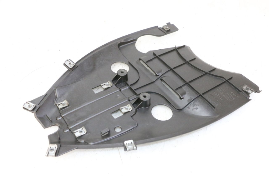 photo de HINTERER RADABDECKUNG APRILIA SR R 2T LC 50 (2018 - 2021) - Detailansicht des Bauteils