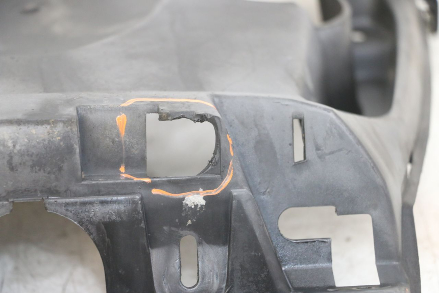 photo de HINTERER RADABDECKUNG MBK STUNT NAKED 50 (2004 - 2018) - Details der Befestigungspunkte