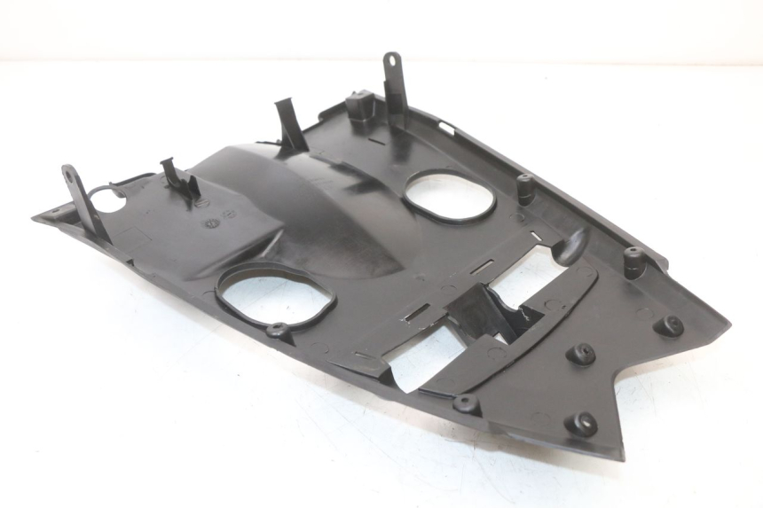 photo de RADHAUS HINTEN KYMCO SUPER 8 4T 50 (2021 - 2024) - Details der Befestigungspunkte