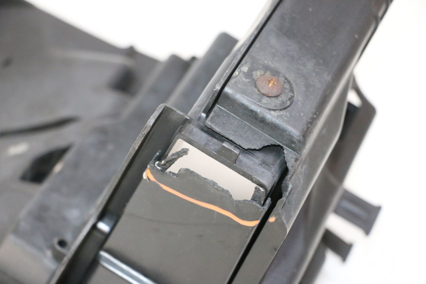 photo de RADHAUS HINTEN SUZUKI SV S 650 (2003 - 2009) - Zoom auf Gebrauchszustand