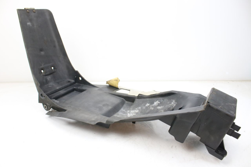 photo de HINTERER RADABDECKUNG YAMAHA TDR DELTABOX 125 (1997 - 2003) - Technische Nahaufnahme