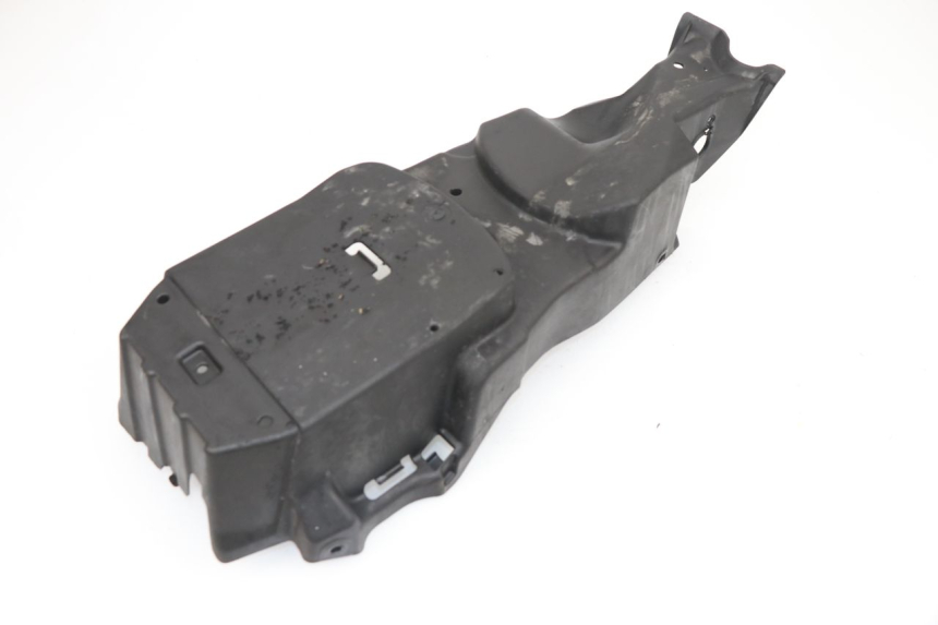 photo de RADHAUS HINTEN TRIUMPH STREET TRIPLE 675 (2007 - 2012) - Zoom auf Gebrauchszustand