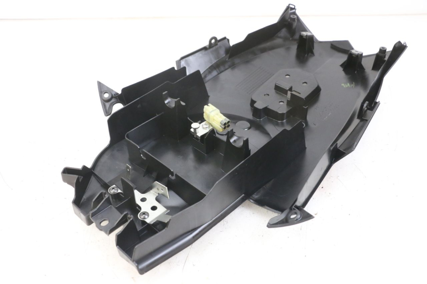 photo de HINTERER RADABDECKUNG KAWASAKI VERSYS ABS 650 (2015 - 2018) - Technische Nahaufnahme