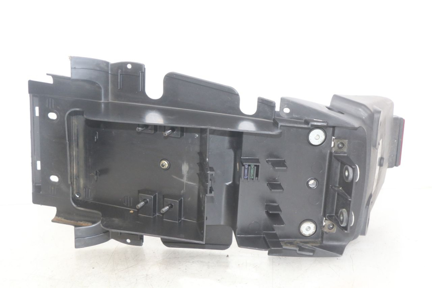 photo de HINTERER RADABDECKUNG DAELIM VJ ROADWIN FI 125 (2008 - 2017) - Zoom auf Gebrauchszustand