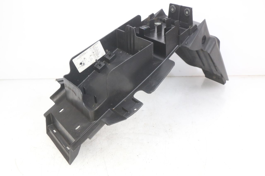 photo de HINTERER RADABDECKUNG DAELIM VJ ROADWIN FI 125 (2008 - 2017) - Alternative Perspektive