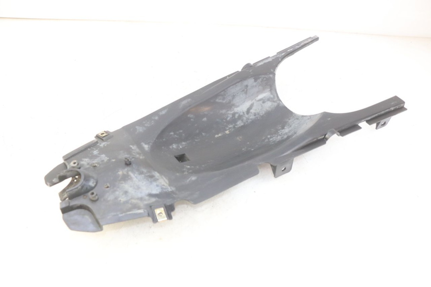 photo de HINTERER RADABDECKUNG SYM WOLF SB 125 (2011 - 2018) - Technische Nahaufnahme