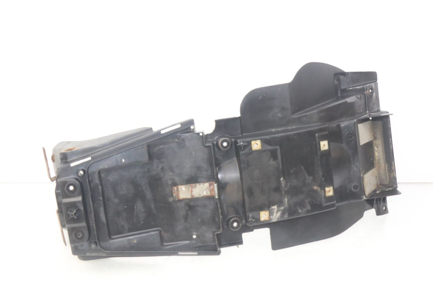 photo de HINTERER RADABDECKUNG SUZUKI XF FREEWIND 650 (1997 - 2003) - Details der Befestigungspunkte