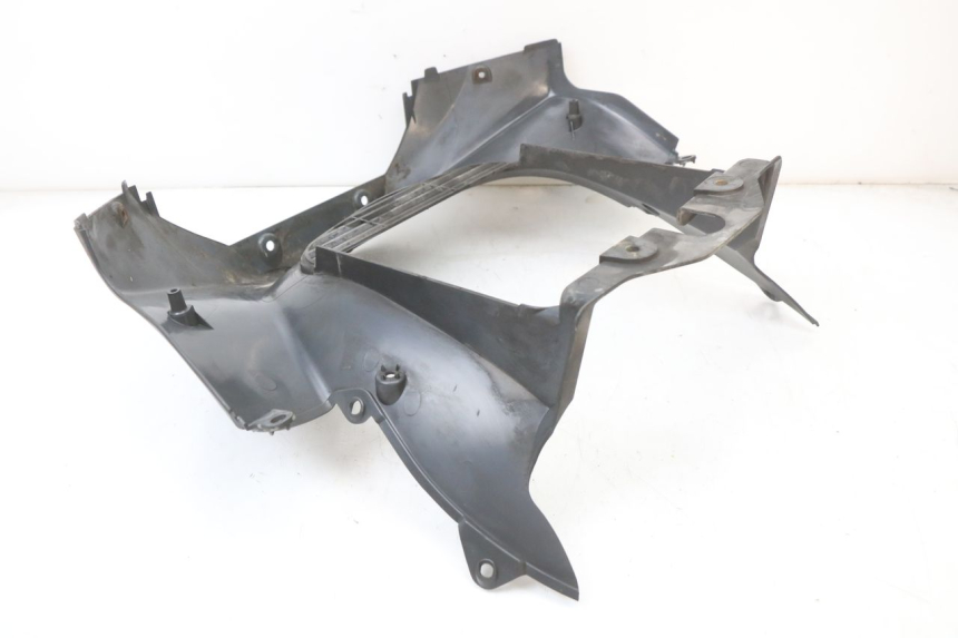 photo de VORDERRADABDECKUNG SUZUKI BURGMAN 125 (2007 - 2014) - Oberflächenzustand und Material