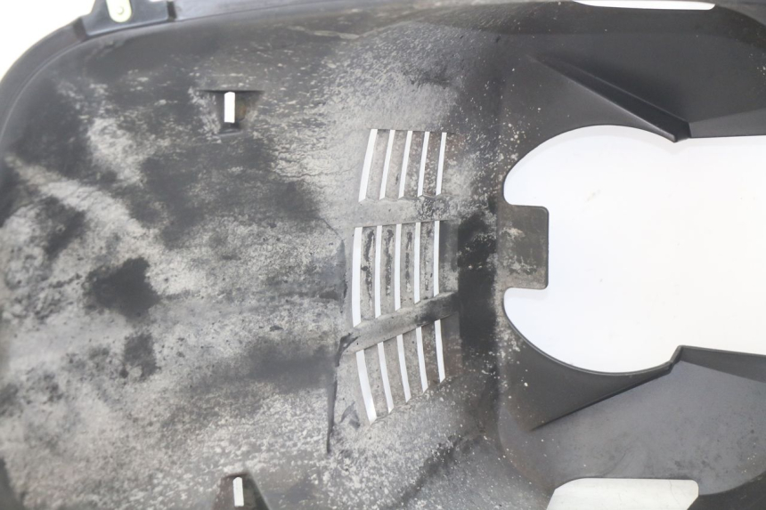 photo de VORDERRADABDECKUNG PEUGEOT CITYSTAR 125 (2011 - 2017) - Oberflächenzustand und Material