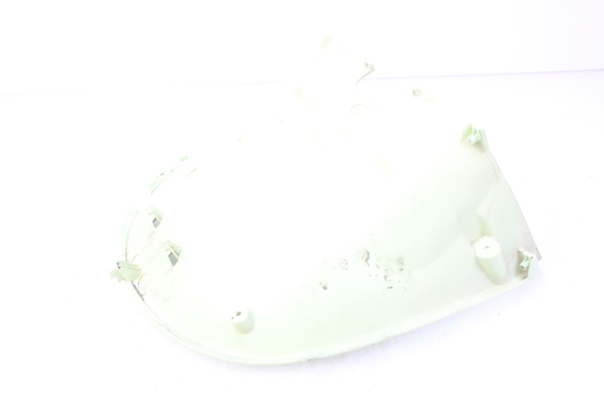 photo de VORDERRADABDECKUNG PEUGEOT DJANGO 2T 50 (2014 - 2019) - Details der Befestigungspunkte