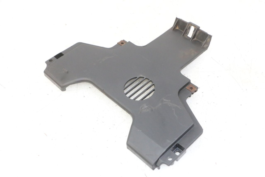 photo de RADHAUS VORNE PIAGGIO IE MP3 YOURBAN 300 (2011 - 2016) - Details der Befestigungspunkte