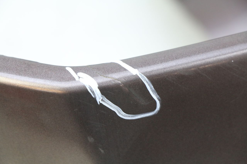 photo de VORDERRADABDECKUNG PEUGEOT KISBEE 2T 50 (2010 - 2017) - Details der Befestigungspunkte