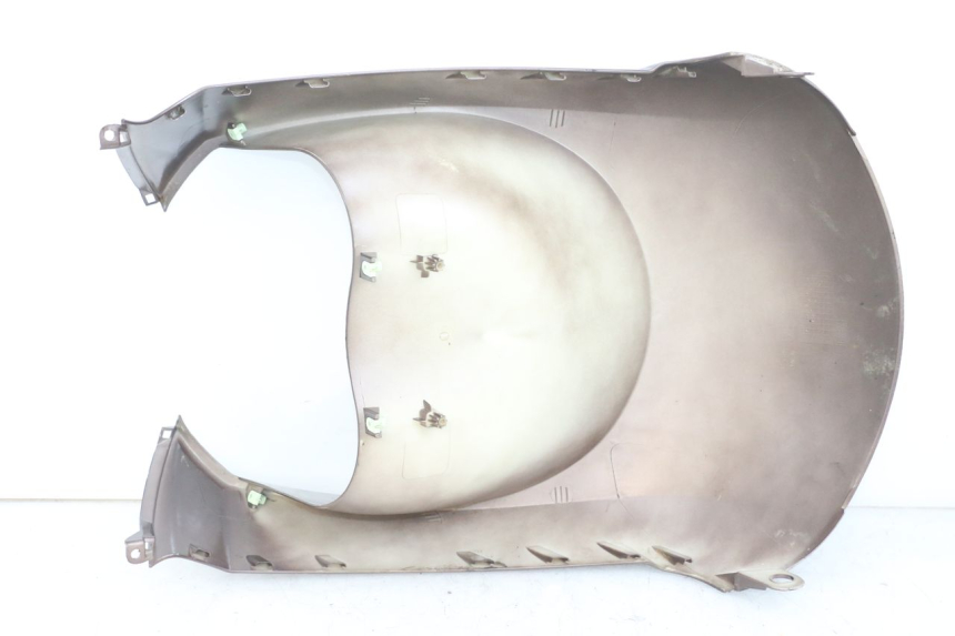 photo de VORDERRADABDECKUNG PEUGEOT KISBEE 4T 50 (2010 - 2017) - Details der Befestigungspunkte