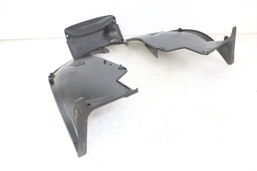 photo de VORDERRADABDECKUNG PIAGGIO MP3 LT 400 (2007 - 2012) - Zoom auf Gebrauchszustand