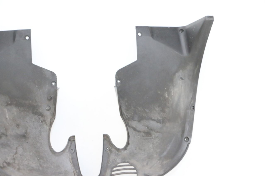 photo de RADHAUS VORNE PIAGGIO MP3 500 (2016 - 2018) - Oberflächenzustand und Material