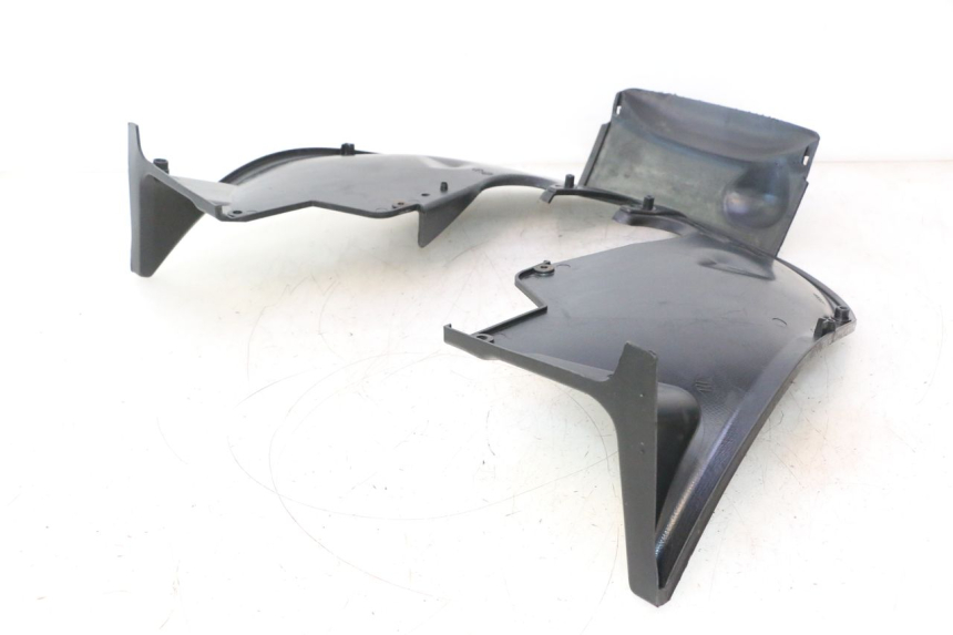 photo de VORDERRADABDECKUNG PIAGGIO MP3 500 (2011 - 2015) - Technische Nahaufnahme