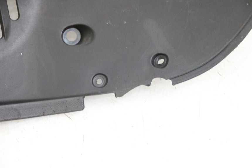 photo de VORDERRADABDECKUNG PIAGGIO NEW TYPHOON 50 (2018 - 2021) - Detailansicht des Bauteils