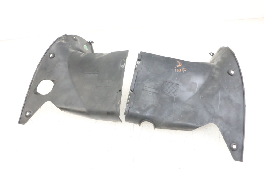 photo de VORDERRADABDECKUNG HONDA NTV DEAUVILLE 650 (1998 - 2001) - Zoom auf Gebrauchszustand