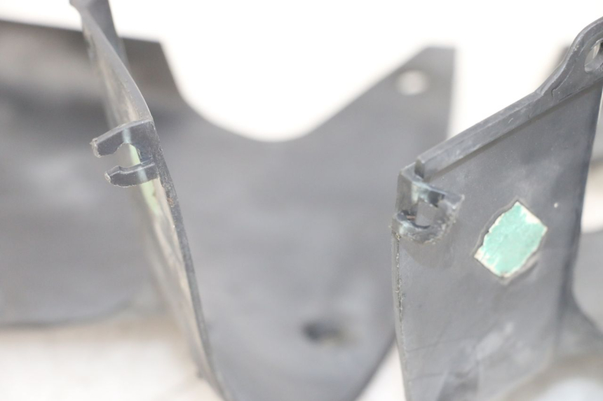 photo de VORDERRADABDECKUNG HONDA NTV DEAUVILLE 650 (1998 - 2001) - Technische Nahaufnahme