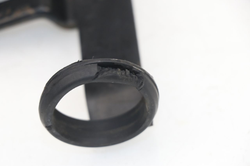 photo de SCHEINWERFER HALTER SUZUKI DR DJEBEL 600 (1985 - 1990) - Technische Nahaufnahme