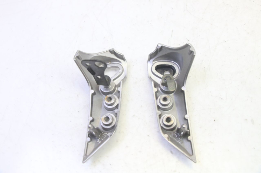 photo de SCHEINWERFERHALTERUNG YAMAHA FZ6 N FAZER 600 (2004 - 2006) - Alternative Perspektive