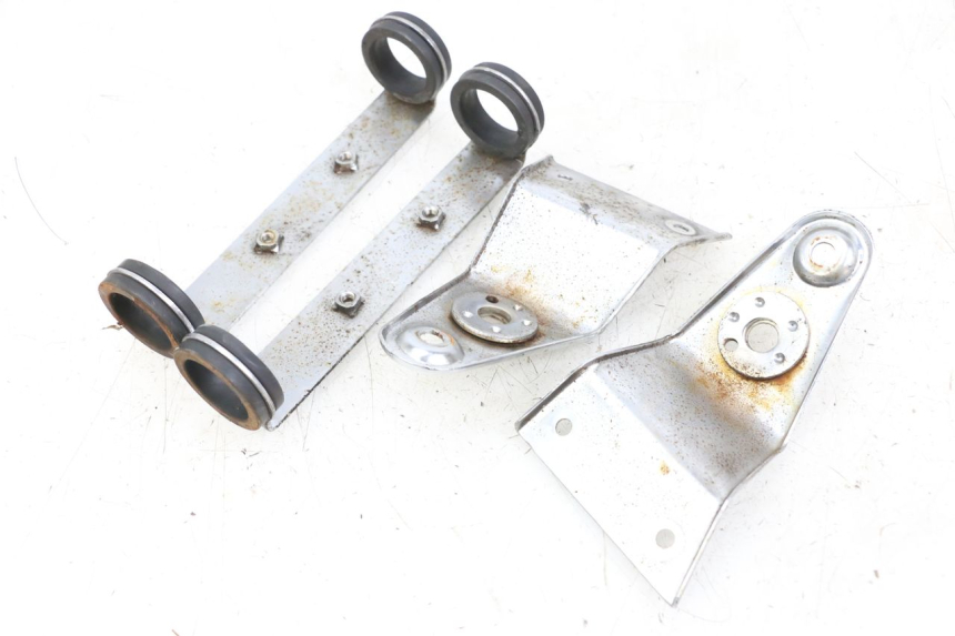 photo de SCHEINWERFER HALTER HYOSUNG GF 125 (2001 - 2005) - Technische Nahaufnahme