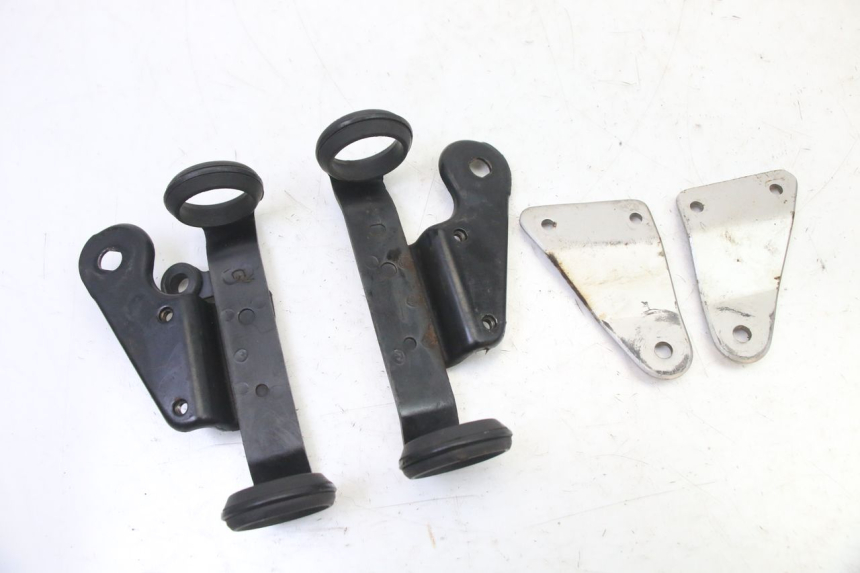 photo de SCHEINWERFER HALTER SUZUKI GS GSE 500 (2001 - 2003) - Hauptansicht