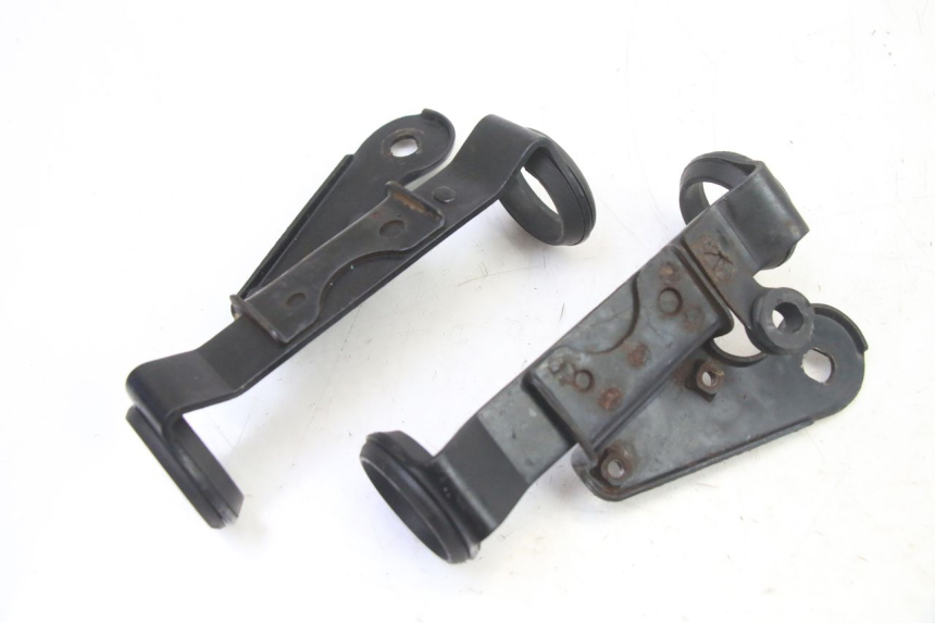 photo de SCHEINWERFER HALTER SUZUKI GS GSE 500 (2001 - 2003) - Alternative Perspektive