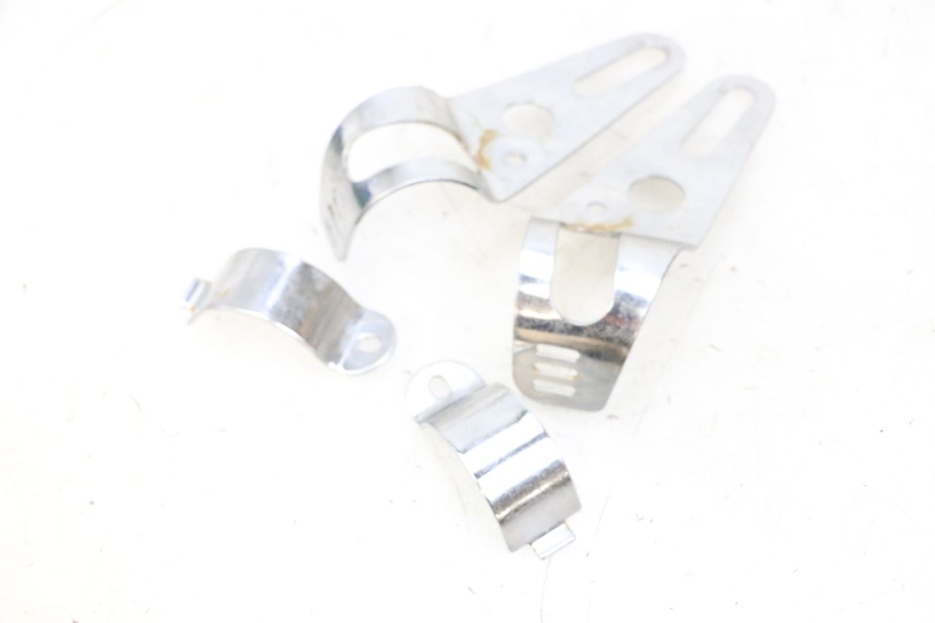 photo de SCHEINWERFER HALTER SUZUKI GSF N BANDIT 600 (1996 - 1999) - Zoom auf Gebrauchszustand