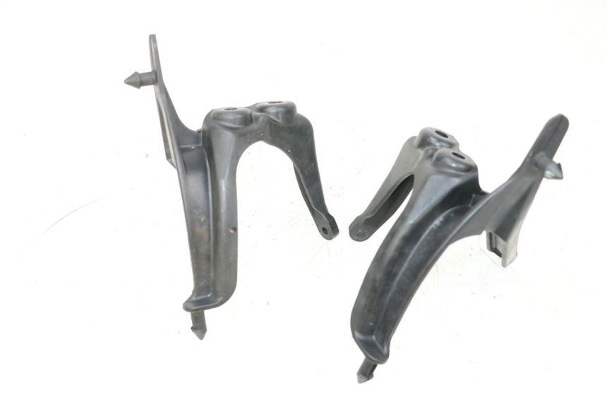 photo de SCHEINWERFER HALTER YAMAHA YFM R RAPTOR 250 (2008 - 2014) - Detailansicht des Bauteils