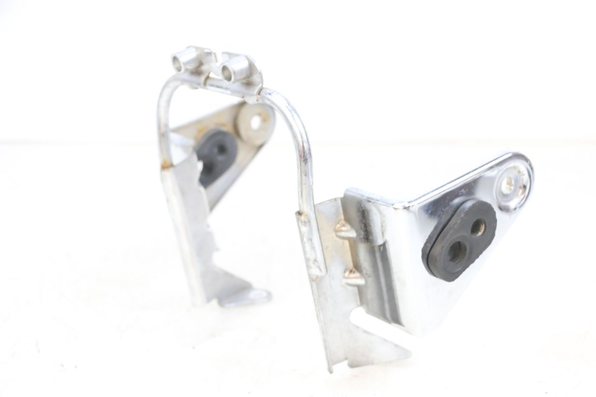 photo de SCHEINWERFER HALTER KAWASAKI ZR 7 750 (1999 - 2004) - Detailansicht des Bauteils