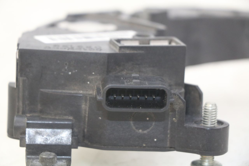 photo de GASPEDAL RENAULT TWIZY 45 (2012 - 2019) - Zoom auf Gebrauchszustand