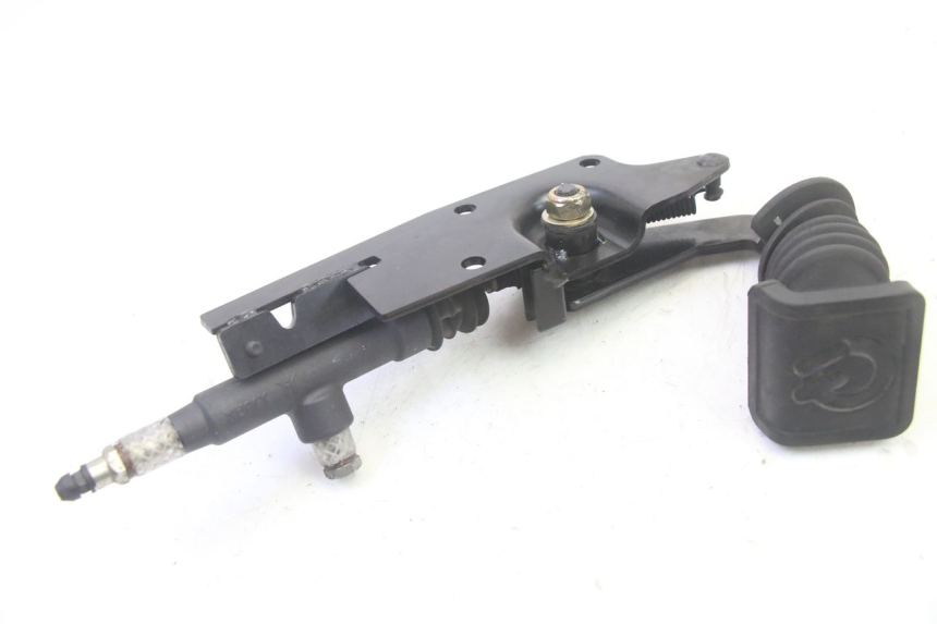 photo de BREMSPEDAL QUADRO 4 4D 350 (2015 - 2018) - Alternative Perspektive