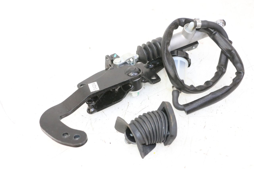 photo de BREMSPEDAL PIAGGIO MP3 HPE 310 (2024 - 2025) - Details der Befestigungspunkte